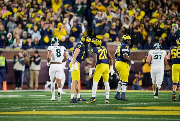 Marlin Klein (17), Kalel Mullings (20), Myles Hinton (78), and Josh Priebe (68)