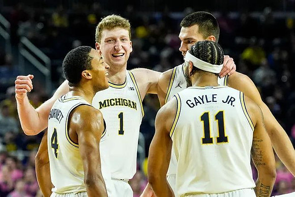 Nimari Burnett (4), Danny Wolf (1), Vladislav Goldin (50), and Roddy Gayle Jr. (11)