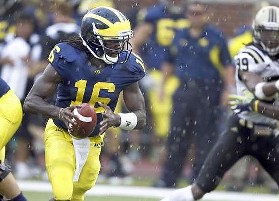 Denard Robinson (16)