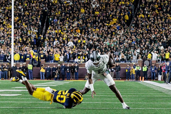 Jyaire Hill (20)