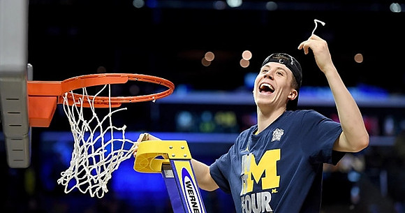Duncan Robinson (22)