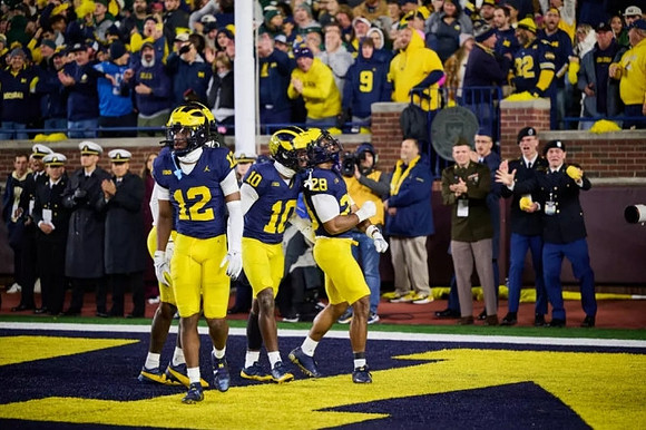 Aamir Hall (12), Zeke Berry (10), and Quinten Johnson (28)