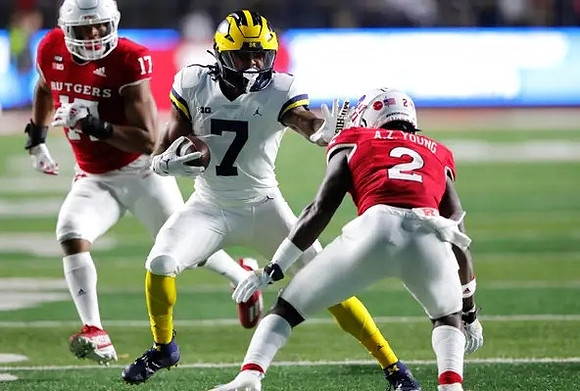Donovan Edwards (7)
