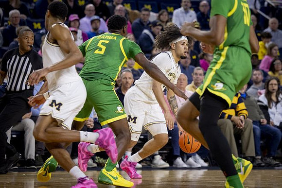 Nimari Burnett (4) and Tre Donaldson (3)