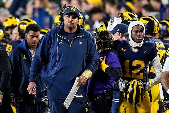 Will Johnson (2), Grant Newsome, and Aamir Hall (12)