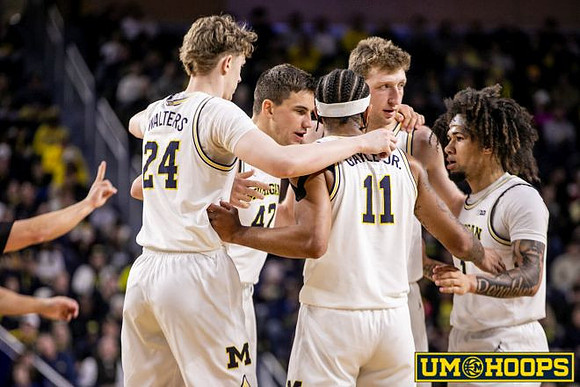 Sam Walters (24), Will Tschetter (42), Roddy Gayle Jr. (11), Danny Wolf (1), and Tre Donaldson (3)