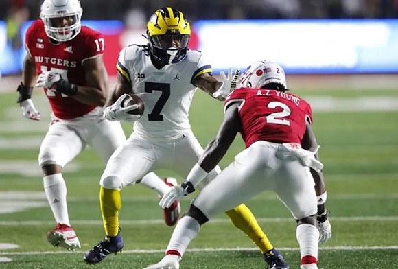 Donovan Edwards (7)