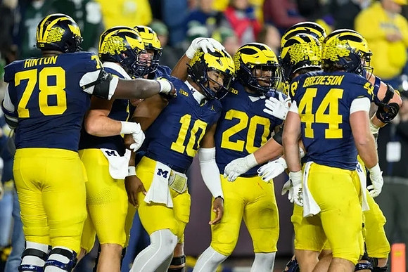 Myles Hinton (78), Alex Orji (10), Kalel Mullings (20), and Max Bredeson (44)