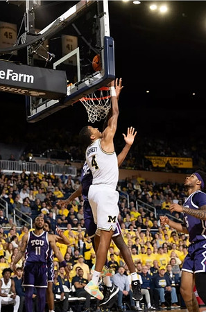 Nimari Burnett (4)