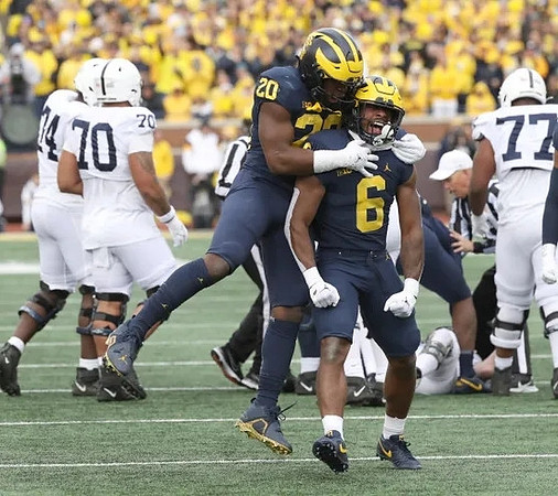 Kalel Mullings (20) and R.J. Moten (6)