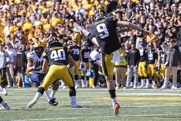 Joey Velazquez (29)