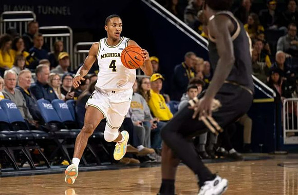 Nimari Burnett (4)