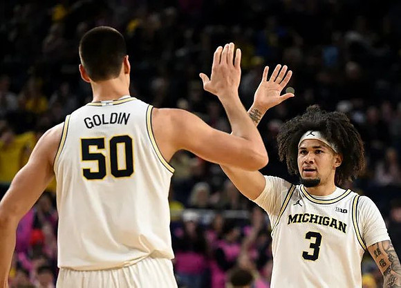 Vladislav Goldin (50) and Tre Donaldson (3)