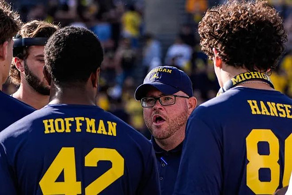Jalen Hoffman (42) and Hogan Hansen (80)