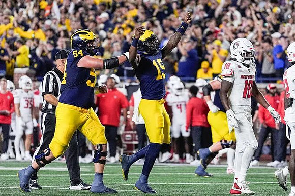 Andrew Sprague (54) and Bryce Underwood (19)