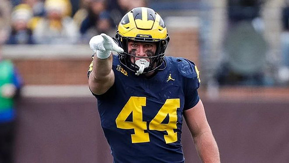 Max Bredeson (44)