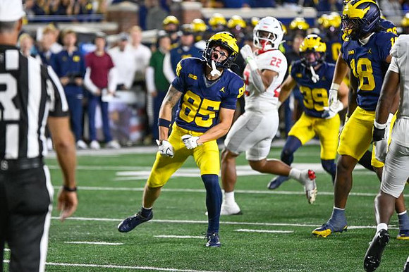 Logan Forbes (85), Joe Taylor (39), and Troy Bowles (18)