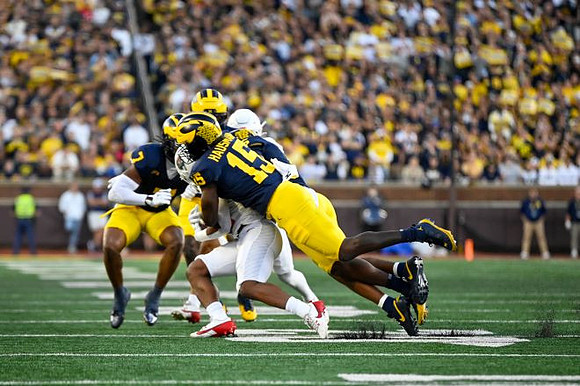 TJ Metcalf (7) and Ernest Hausmann (15)