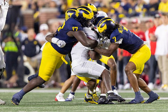 TJ Metcalf (7) and TJ Metcalf (7)
