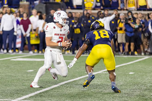 Troy Bowles (18)