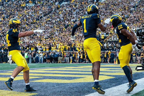 Max Bredeson (44), Donaven McCulley (1), and Justice Haynes (22)