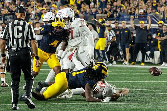 TJ Guy (4) and Jaishawn Barham (1)
