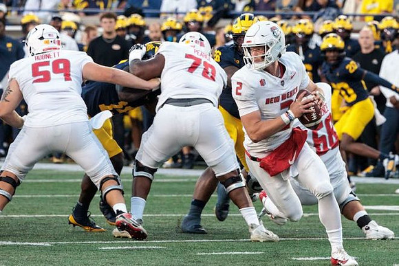 Jyaire Hill (20)