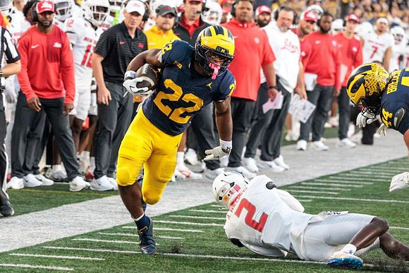 Justice Haynes (22) and Max Bredeson (44)