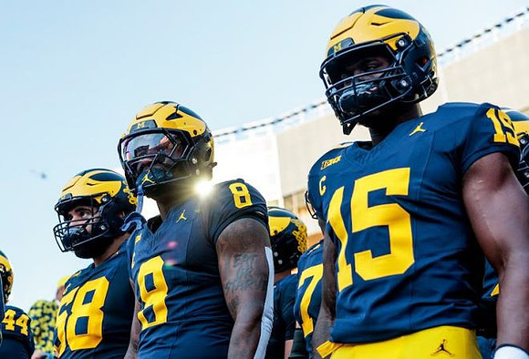 Max Bredeson (44), Giovanni El-Hadi (58), Derrick Moore (8), and Ernest Hausmann (15)