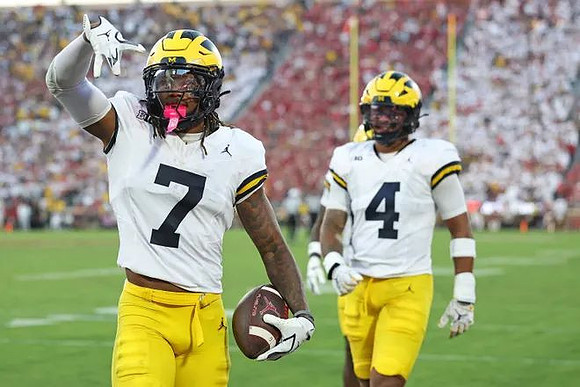 TJ Metcalf (7) and TJ Guy (4)