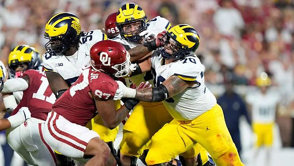 Nathan Efobi (55) and Brady Norton (70)
