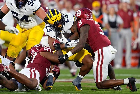 Andrew Sprague (54) and Jordan Marshall (23)
