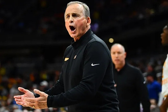Tennessee Head Coach Rick Barnes