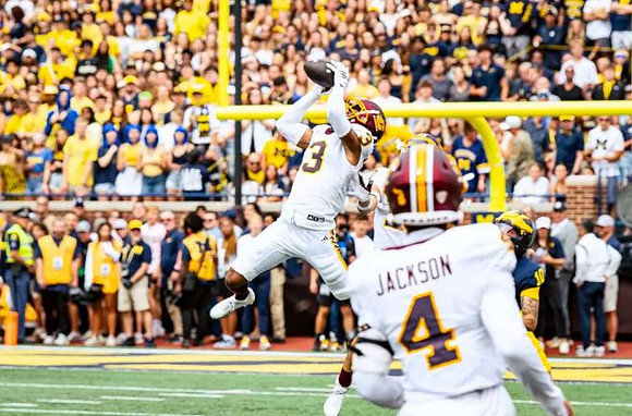 Kendrick Bell (10)