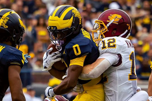 Semaj Morgan (0) and Channing Goodwin (9)
