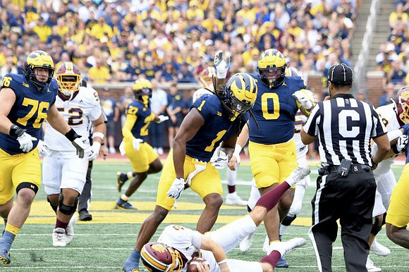 Manuel Beigel (76), Jayden Sanders (27), Jaishawn Barham (1), and Tré Williams (0)