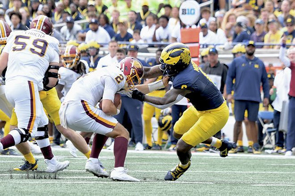 Derrick Moore (8)