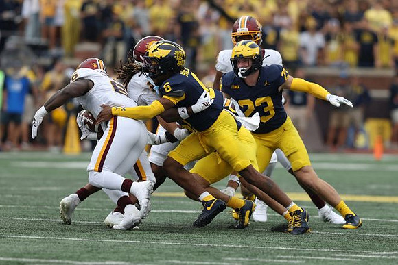 Brandyn Hillman (6) and Cole Sullivan (23)