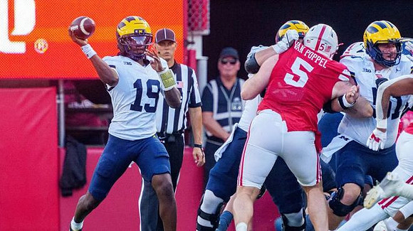 Bryce Underwood (19) and Greg Crippen (51)