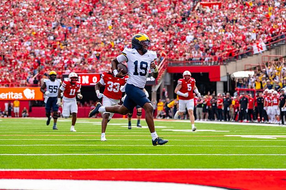 Nathan Efobi (55) and Bryce Underwood (19)