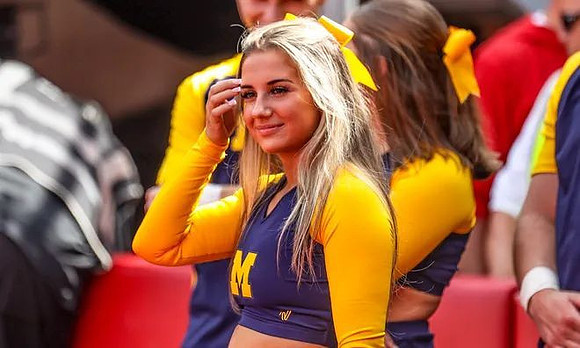 Michigan Cheerleaders