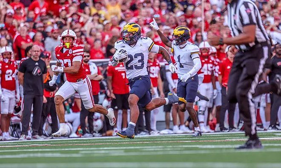 Jordan Marshall (23) and Donaven McCulley (1)