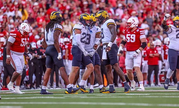 Jaishawn Barham (1), Cole Sullivan (23), Jaden Mangham (3), and Derrick Moore (8)