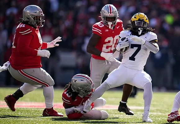 Donovan Edwards (7)
