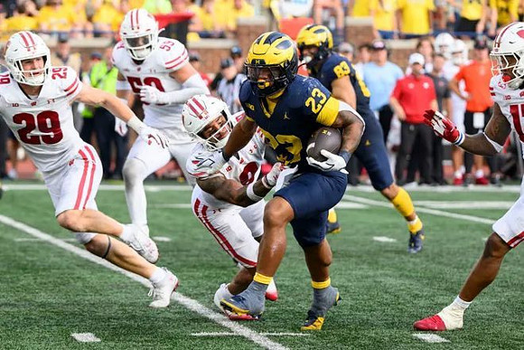 Jordan Marshall (23) and Zack Marshall (83)
