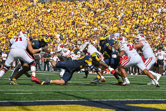 Cameron Brandt (9), Jimmy Rolder (30), Rod Moore (19), and Tré Williams (0)