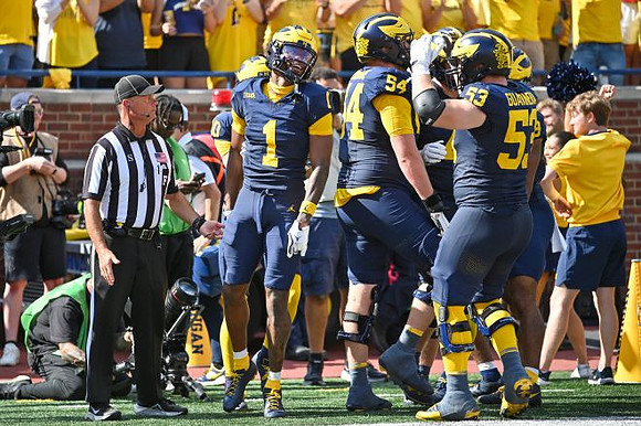 Donaven McCulley (1), Andrew Sprague (54), and Jake Guarnera (53)