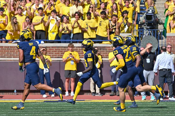 TJ Guy (4), Rod Moore (19), Cole Sullivan (23), and Troy Bowles (18)