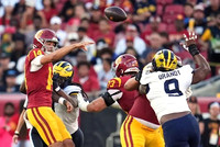 Jaishawn Barham (1) and Cameron Brandt (9)