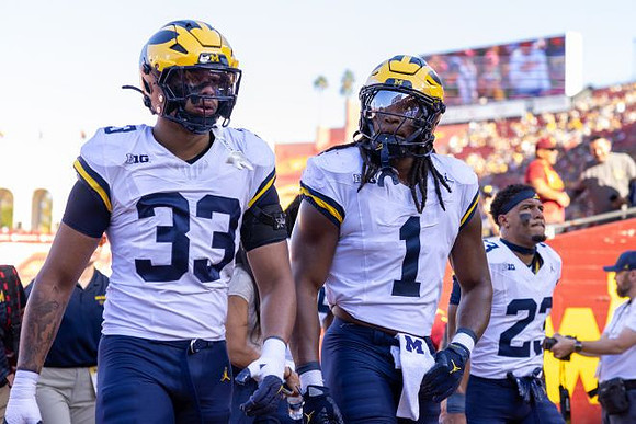 Dominic Nichols (33), Jaishawn Barham (1), and Cole Sullivan (23)